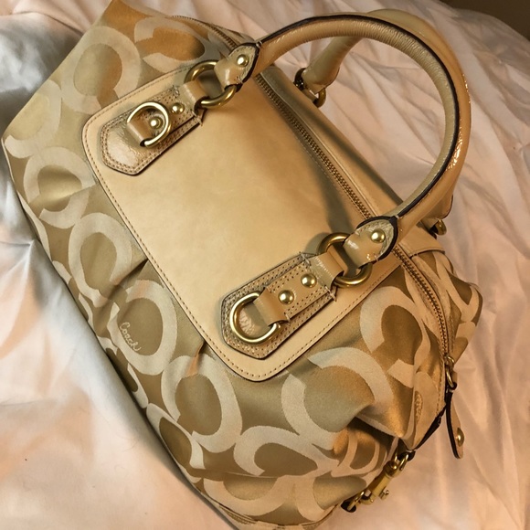 Authentic Coach Purse: Light Tan/Beige - Picture 2 of 8